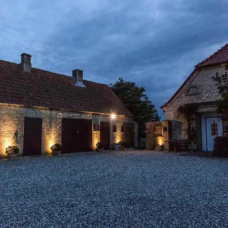 Semesterbostad Haus Im Felde Mit 5 Wohnungen